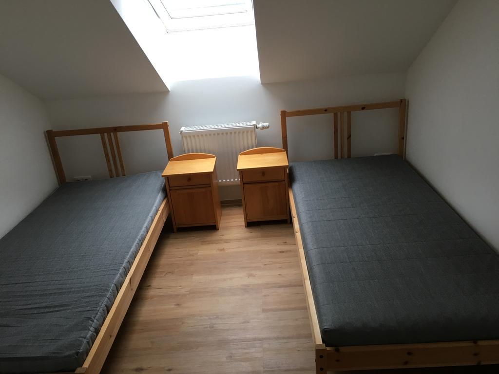 Apartments Simakova Vila トゥルノフ エクステリア 写真